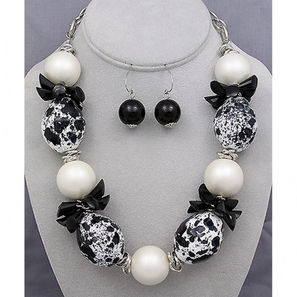Ceramic Beads Necklace & Earrings Set - Black - NE-OS01084RDBLK
